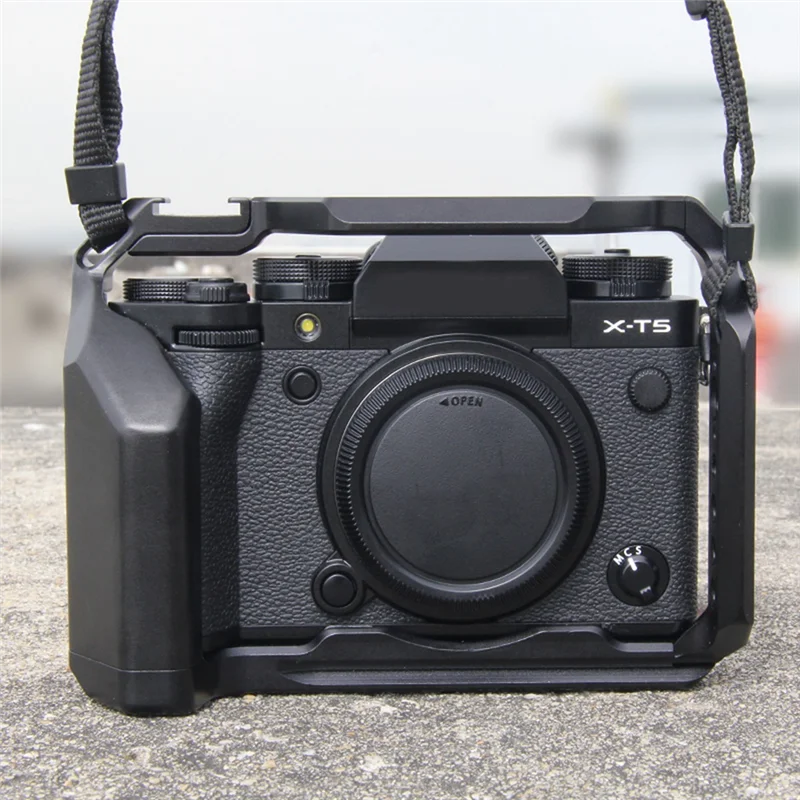 아르카-스위스용 퀵 릴리즈 플레이트가 있는 후지필름 X - Fujifilm Camera X-T5 리뷰 및 가격
